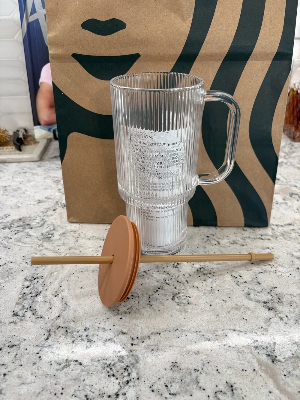 Starbucks 2026 Fall Pleated Clear Glass Handle Cold Cup Tumbler. NWT. HTF.
